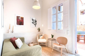 Cozy Apt with sunny terrace in the heart of Gracia